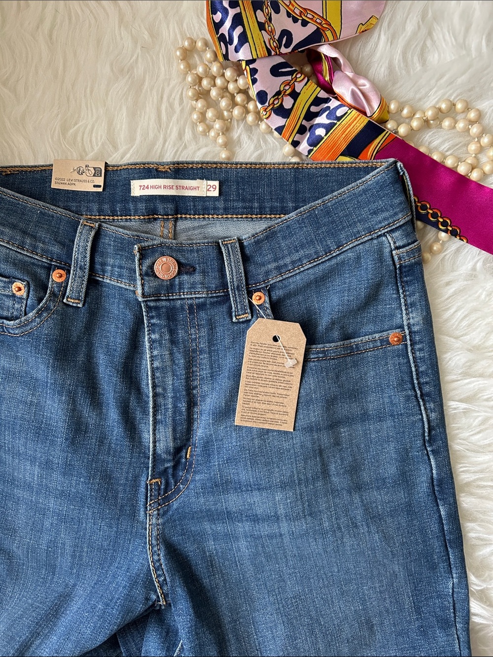 NET • Levi's 724 High Rise Slim Straight Jeans - Medium Blue - Picture 6 of 13